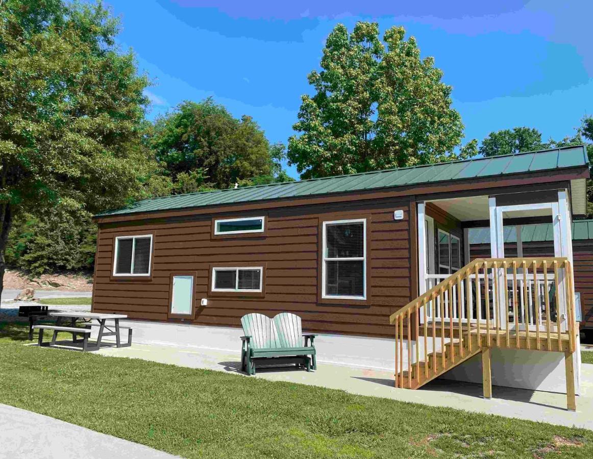 Sun Outdoors Pigeon Forge Villa Sevierville Exterior photo