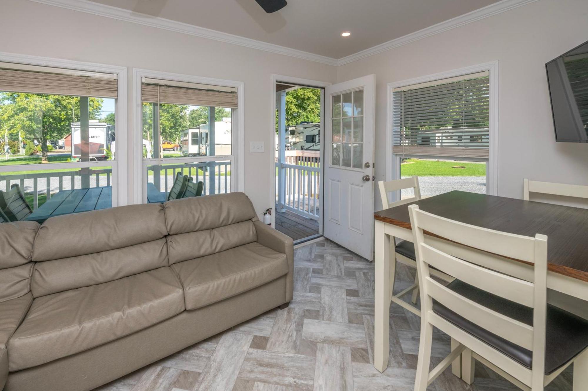 Sun Outdoors Pigeon Forge Villa Sevierville Exterior photo